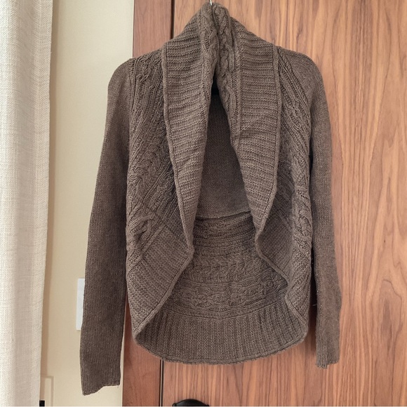 Cashmere Sweater - Picture 6 of 7